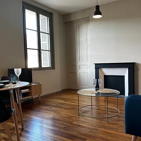 Apartamento Le Magistral Beautiful One-bedroom In The Historic Heart Of *